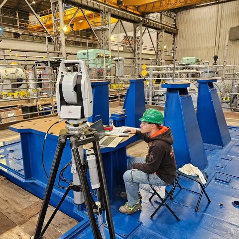 Laser tracker per controlli dimensionali meccanici di precisione
