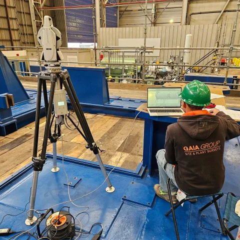 Laser tracker per controlli dimensionali meccanici di precisione